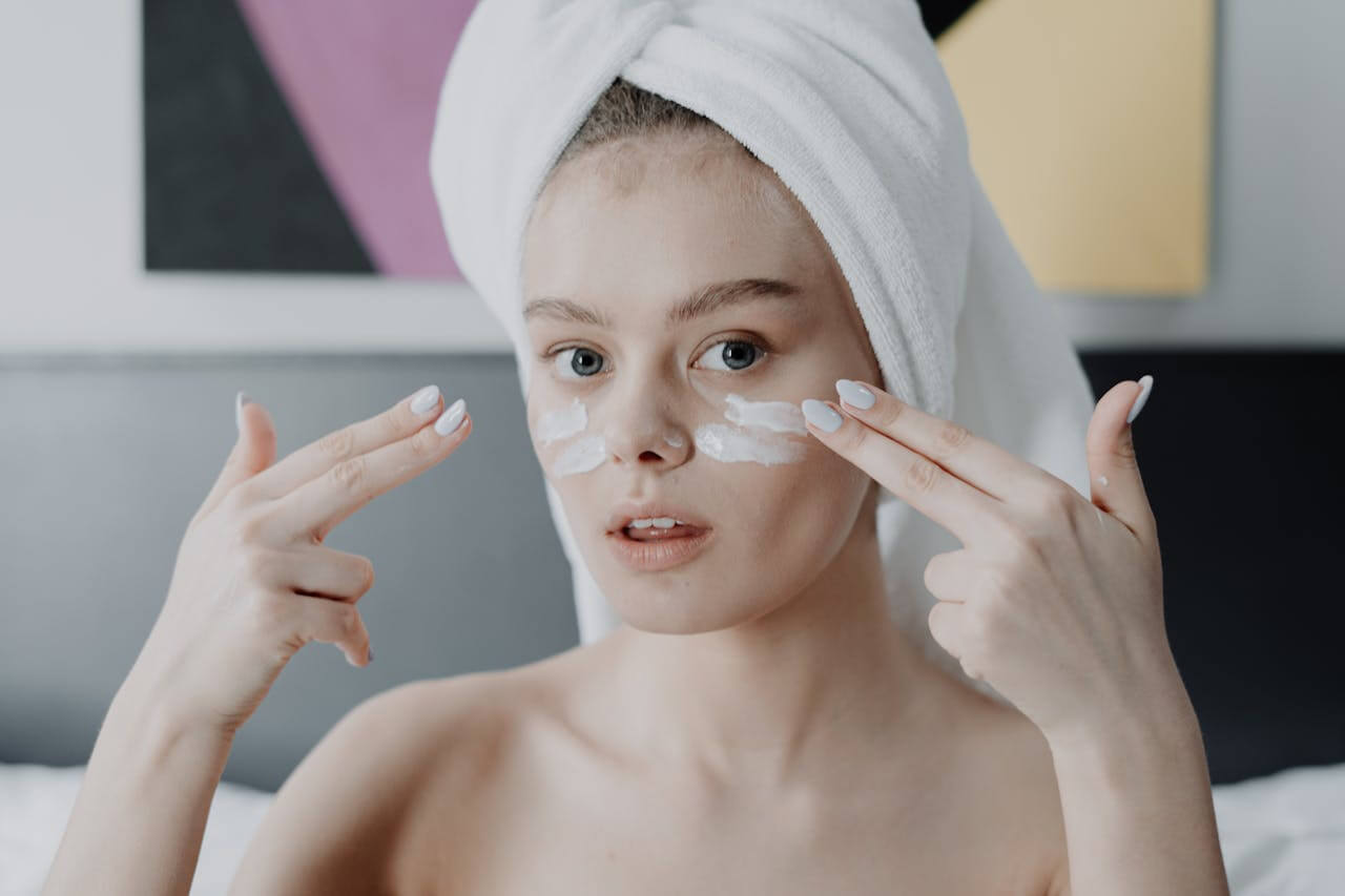 Come ridurre le rughe profonde: rimedi cosmetici e consigli